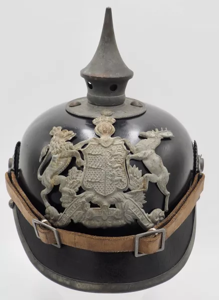 Württemberg Model 1915 Enlisted Pickelhaube Visuel 1 principal